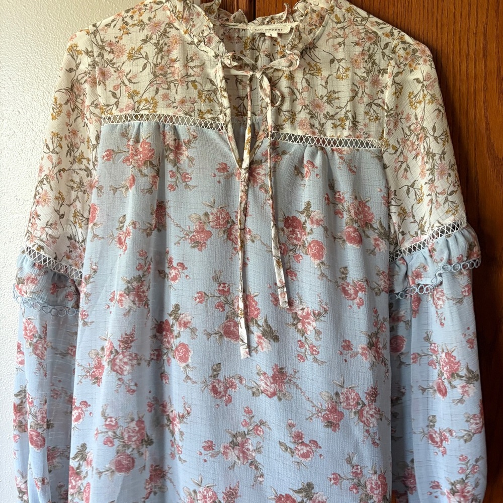 Blu Pepper Floral Lace Blouse - Cream and Pink